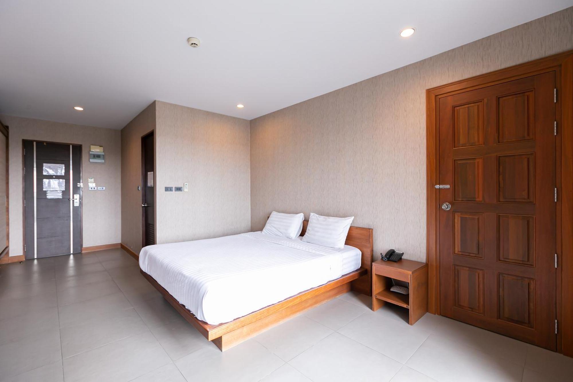 Farthai Residence Phan Thong Exterior foto