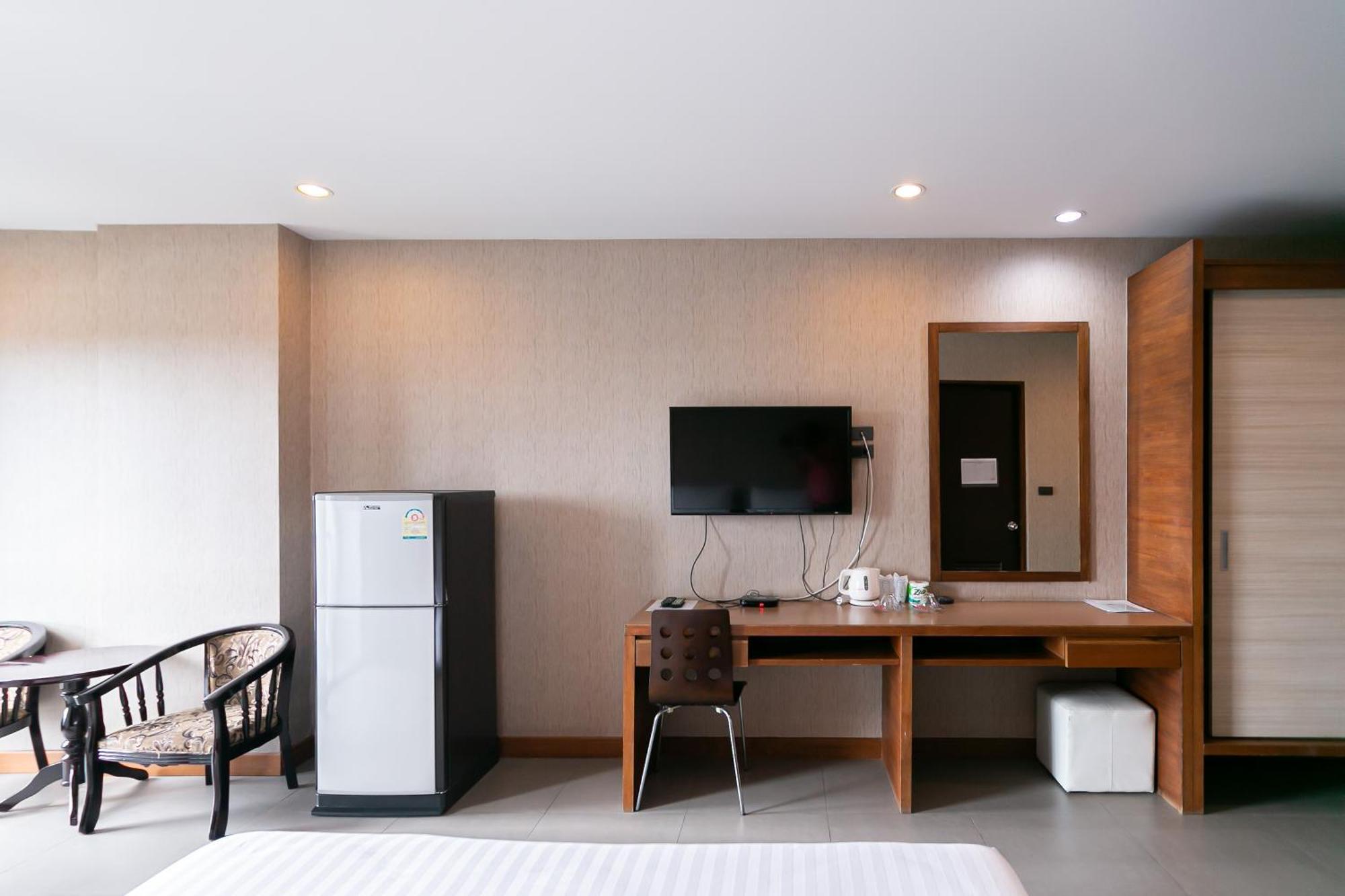 Farthai Residence Phan Thong Exterior foto