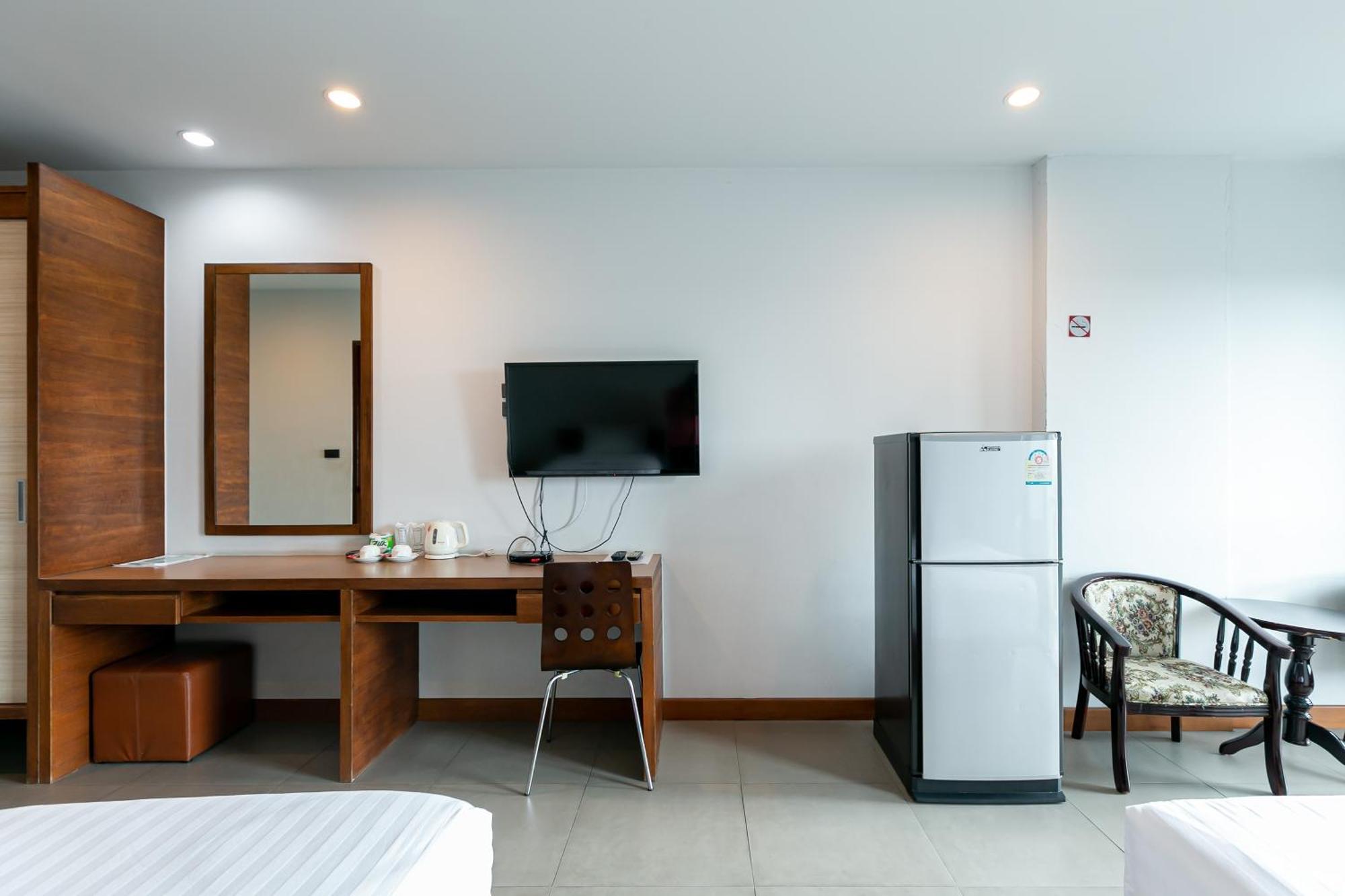 Farthai Residence Phan Thong Exterior foto